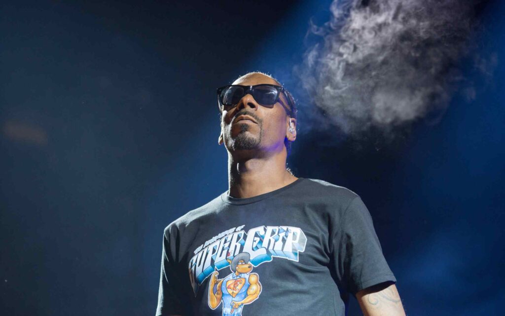 Instagram Flips After Snoop Dogg Posts Video Smoking in Front of Granddaughters