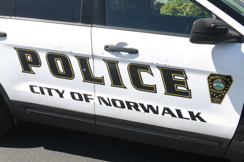 Norwalk police charge New York City man in probe into illegal cannabis sales at local smoke shop