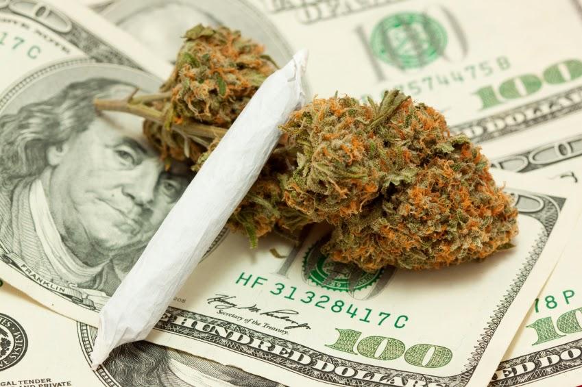 New Connecticut Bill Would Guarantee Minimum Wage for Cannabis Industry Workers